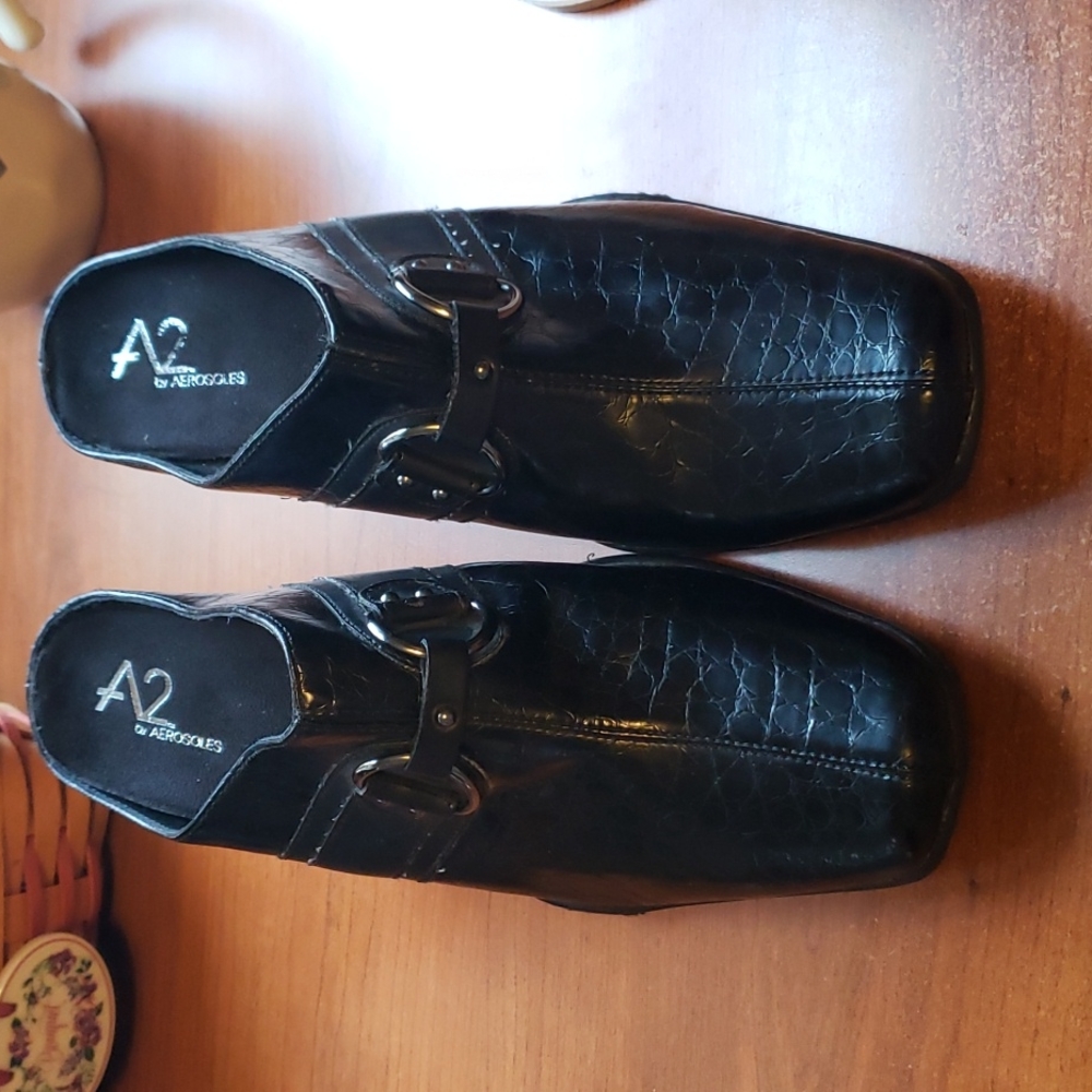 Black A2 Aerosoles,  slide/ bootie